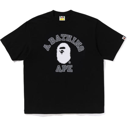 HAND DRAWN COLLEGE RELAXED FIT TEE MENS